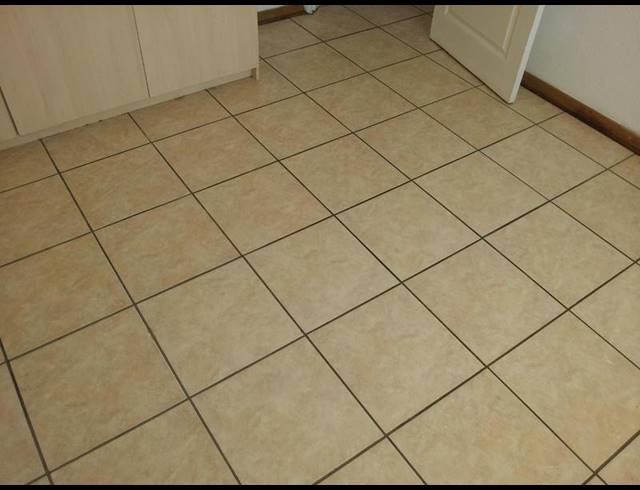 1 BEDROOM PROPERTY TO RENT IN DIE BULT